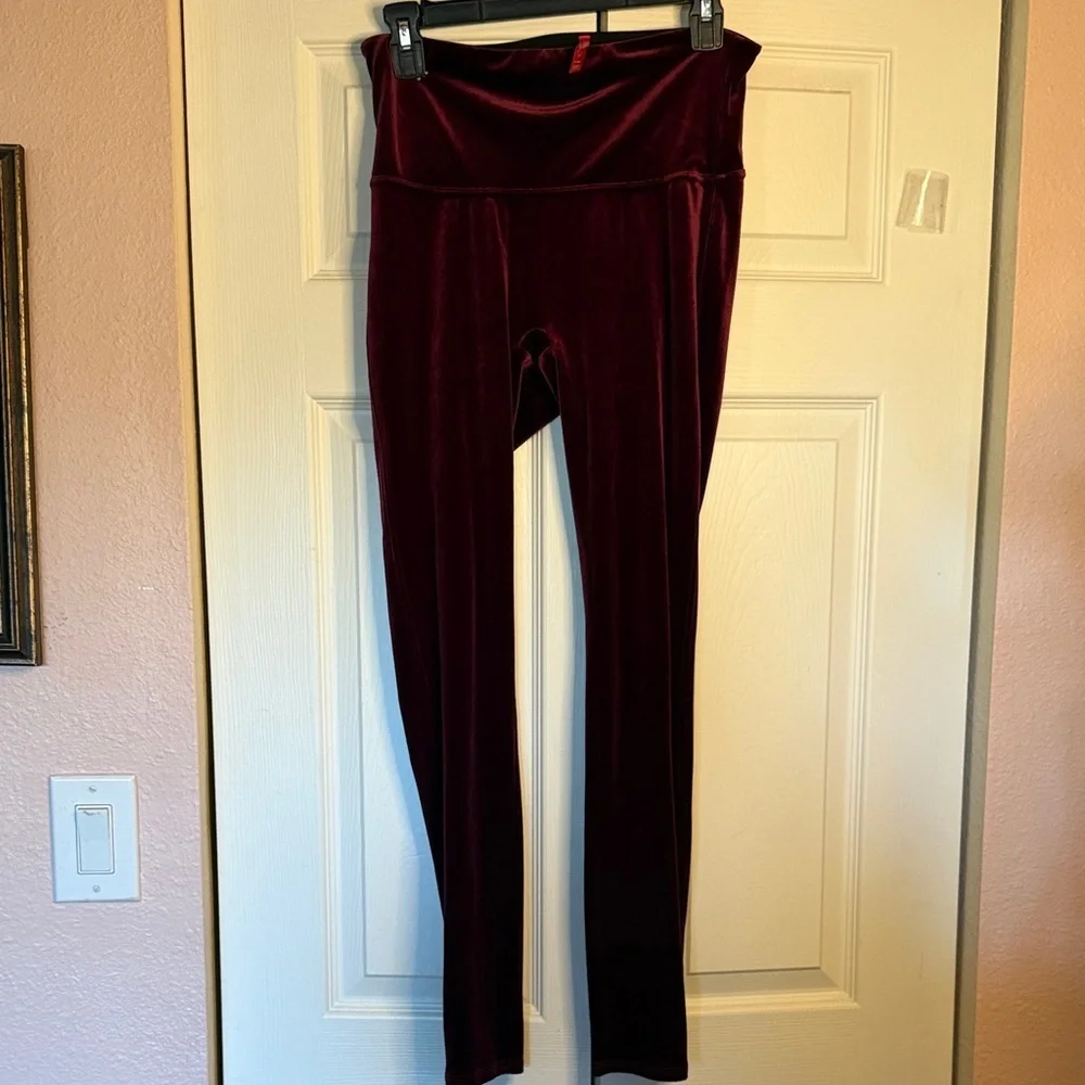 SPANX High Waisted Deep BurgundyVelvet Leggings Size L